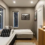 Forest -private Location, Sauna And Jacuzzi *
