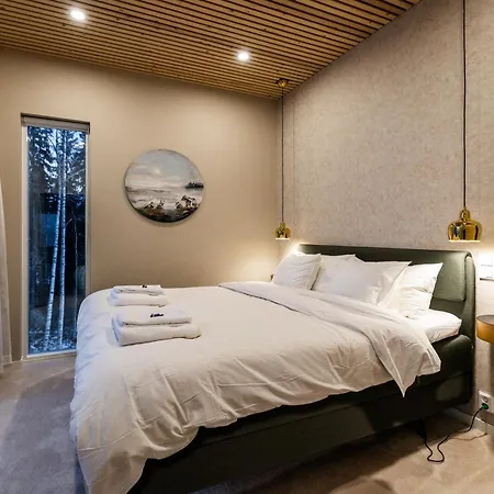 Forest -private Location, Sauna And Jacuzzi Villa *