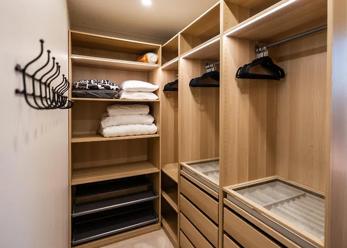 别墅 Forest -private Location, Sauna And Jacuzzi